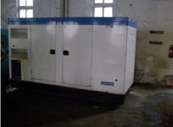 兴海康明斯150kw大型柴油二手发电机组 兴海康明斯150kw大型柴油二手发电机组